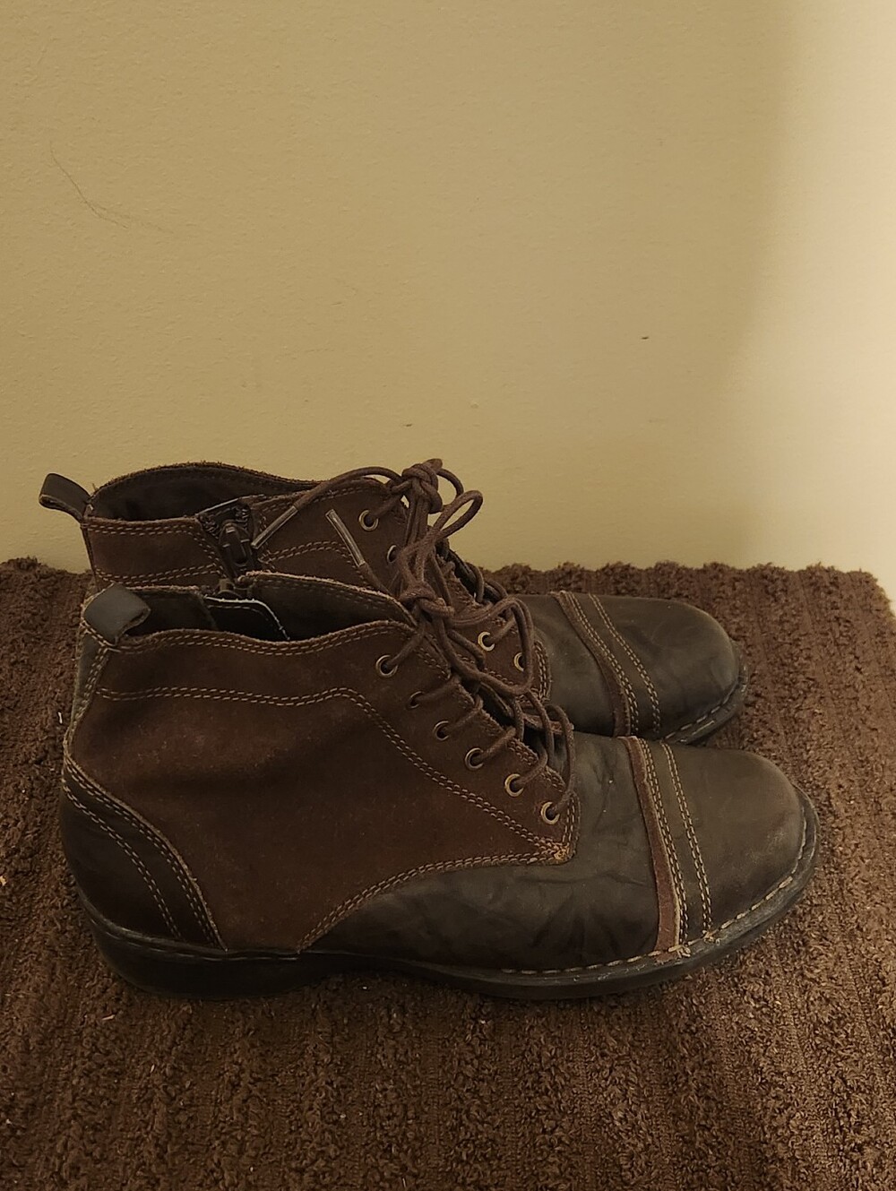 Clarks Collection Womens 8 M Brown Leather Zip Ankle Boots Style 26104716